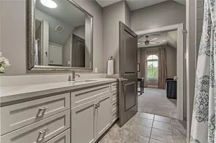 26 Jetty Point Dr, The Woodlands, TX 77380 - Photo 33