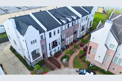 2029 Fannin Station N, Houston, TX 77045 - Photo 1