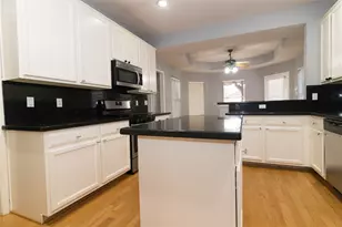 310 Cheddington Dr, Katy, TX 77450 - Photo 7