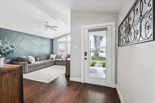 8034 Cedel Dr, Houston, TX 77055 - Photo 7