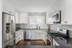 8034 Cedel Dr, Houston, TX 77055 - Photo 11