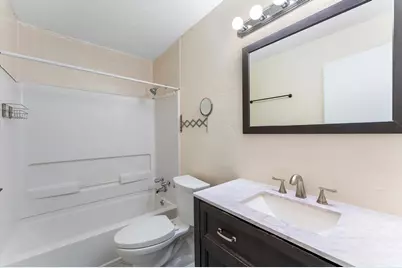 10556 Hammerly Boulevard #328, Houston, TX 77043 - Photo 21