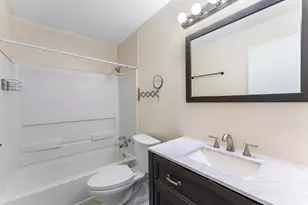 10556 Hammerly Blvd, Houston, TX 77043 - Photo 21