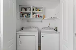 10556 Hammerly Blvd, Houston, TX 77043 - Photo 13