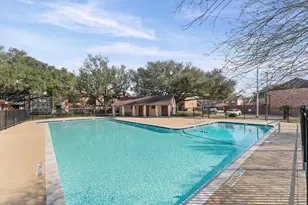 10556 Hammerly Blvd, Houston, TX 77043 - Photo 31