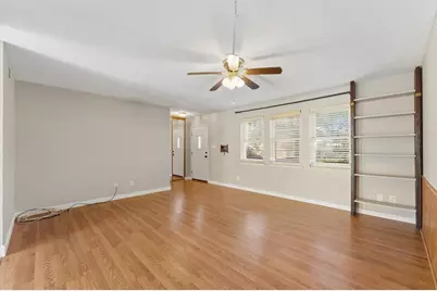 10556 Hammerly Boulevard #328, Houston, TX 77043 - Photo 5