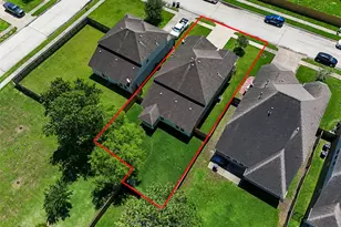 2073 Lepper St, Alvin, TX 77511 - Photo 39