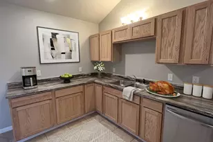 1020 N Main St, Baytown, TX 77520 - Photo 1