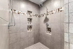 19331 E Lakeshore Dr, Magnolia, TX 77355 - Photo 9