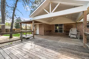 19331 E Lakeshore Dr, Magnolia, TX 77355 - Photo 15