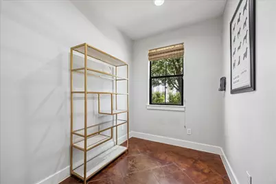 1510 Missouri Street #10, Houston, TX 77006 - Photo 7