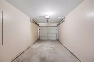 6701 Sands Point Dr, Houston, TX 77074 - Photo 13