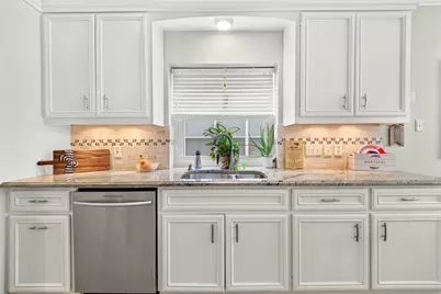 7023 Kemper Dr, Pasadena, TX 77505 - Photo 9