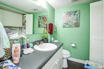 10488 Hammerly Boulevard #81, Houston, TX 77043 - Photo 23