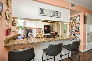 10488 Hammerly Blvd, Houston, TX 77043 - Photo 15