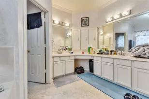 8914 Beawood Dr, Houston, TX 77083 - Photo 19