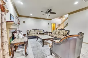8914 Beawood Dr, Houston, TX 77083 - Photo 9