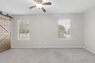17225 Saturn Ln, Houston, TX 77058 - Photo 21