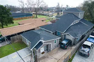 2010 Caplin St, Houston, TX 77026 - Photo 1