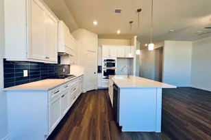 11910 Wisteria Mdws Dr, Willis, TX 77318 - Photo 9