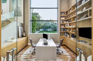 311 Brown Saddle St, Houston, TX 77057 - Photo 11