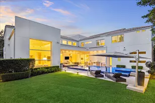 311 Brown Saddle St, Houston, TX 77057 - Photo 45