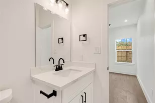 430 Rhode Island St, Houston, TX 77029 - Photo 15