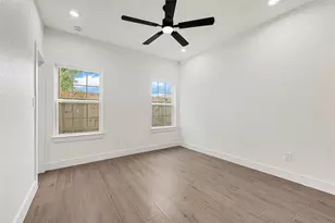 430 Rhode Island St, Houston, TX 77029 - Photo 11