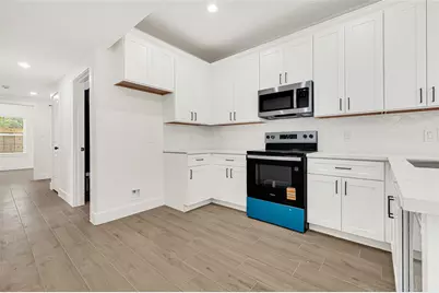 430 Rhode Island St, Houston, TX 77029 - Photo 7