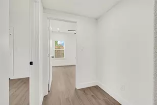 430 Rhode Island St, Houston, TX 77029 - Photo 23