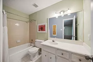 13882 Hollowgreen Dr, Houston, TX 77082 - Photo 29