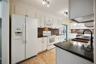 13882 Hollowgreen Dr, Houston, TX 77082 - Photo 13