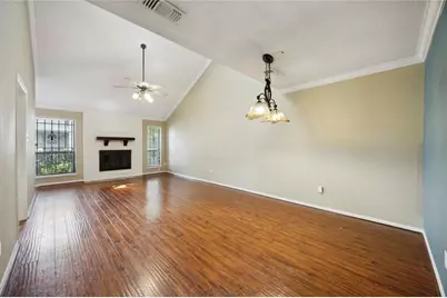 13882 Hollowgreen Drive #810, Houston, TX 77082 - Photo 9