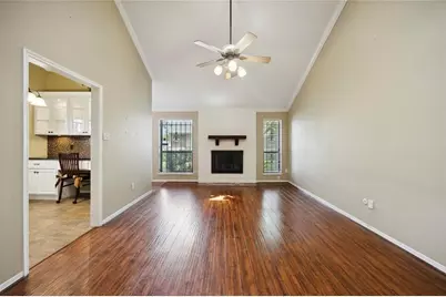 13882 Hollowgreen Drive #810, Houston, TX 77082 - Photo 5