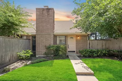 13882 Hollowgreen Drive #810, Houston, TX 77082 - Photo 1