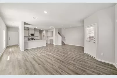 13429 Lucky Bill Lane, Houston, TX 77048 - Photo 3