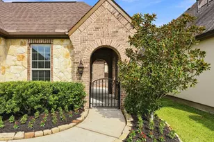 21114 April Meadow Dr, Spring, TX 77379 - Photo 9