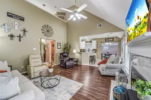 2010 Cannonbury Ln, Richmond, TX 77406 - Photo 9