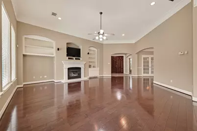 5934 Solar Point Lane, Houston, TX 77041 - Photo 11