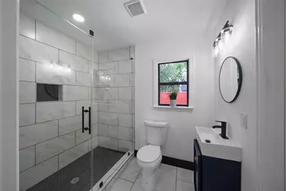 701 W 39th Street, Houston, TX 77018 - Photo 31