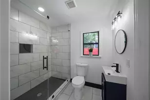 701 W 39th St, Houston, TX 77018 - Photo 31