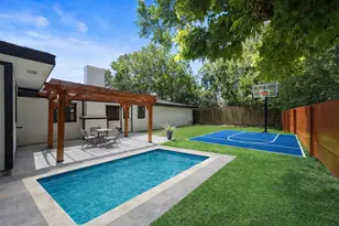 701 W 39th St, Houston, TX 77018 - Photo 37