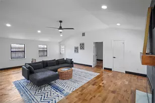 701 W 39th St, Houston, TX 77018 - Photo 33
