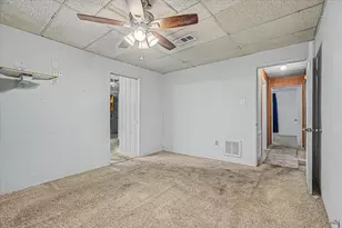 120 Fern Ln, Highlands, TX 77562 - Photo 17