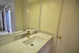 6407 S Briar Bayou Dr, Houston, TX 77072 - Photo 3