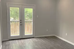 5779 Belarbor St, Houston, TX 77033 - Photo 19