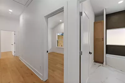 508 Dell Court, Houston, TX 77009 - Photo 9