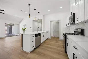 9214 N Grandview Park Dr, Spring, TX 77379 - Photo 17