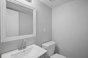 413 W Semands Ave, Conroe, TX 77301 - Photo 7