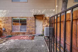 413 W Semands Ave, Conroe, TX 77301 - Photo 13